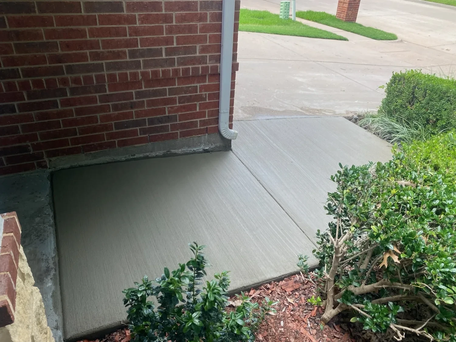 A level, slip-aware walkway by Lucky&rsquo;s Concrete in Palm Bay